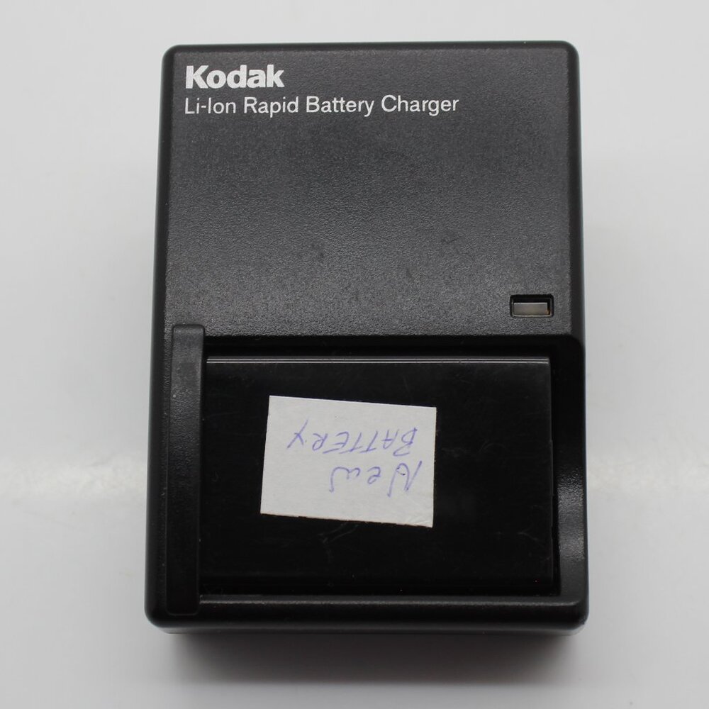 Kodak Li-Ion Rapid Battery Charger Model K5000 With Battery KLIC 5000